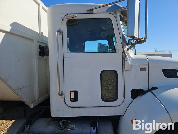 2014-peterbilt-337-image-20