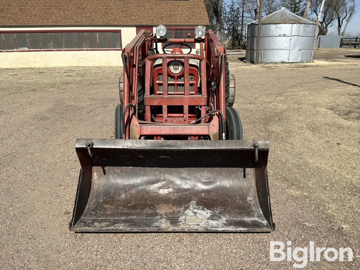 1958-ford-841-image-2