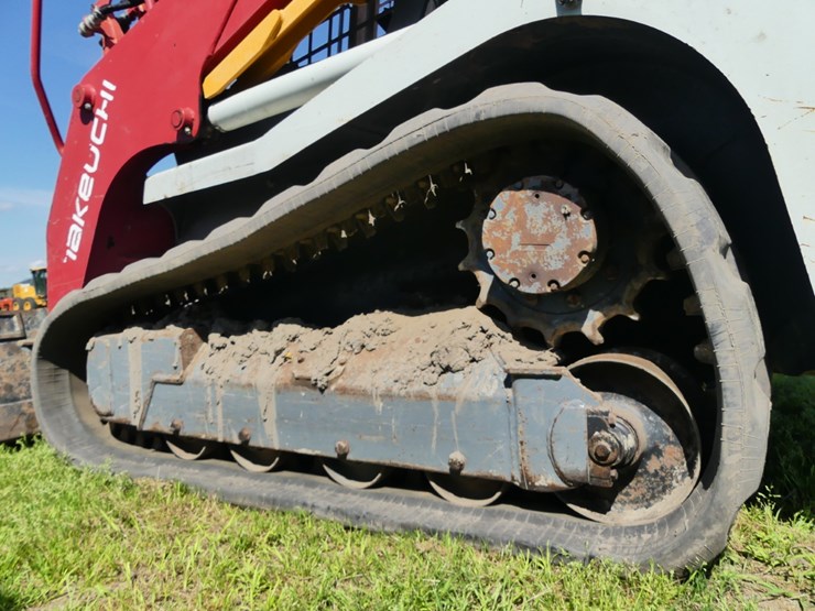 2020-takeuchi-tl8r2-image-5