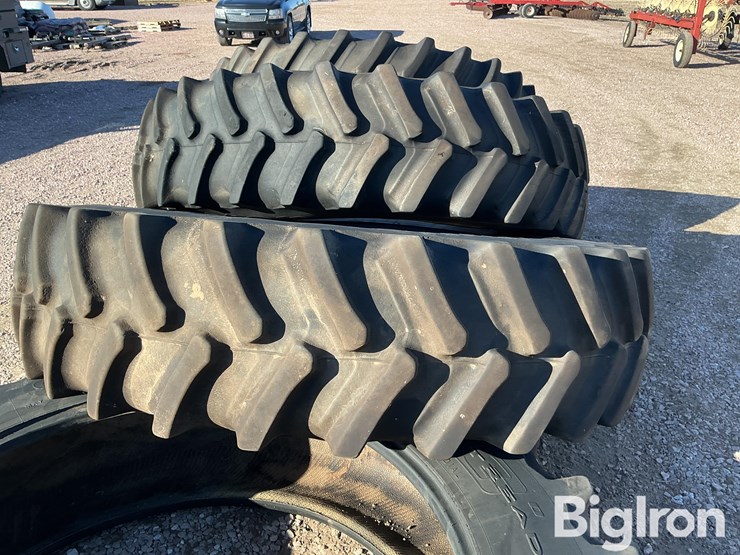 john-deere-8320-image-10