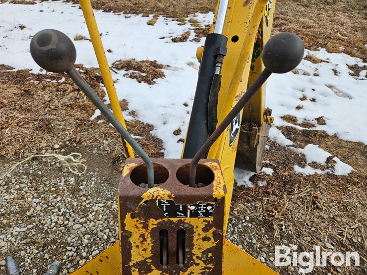 john-deere-850-image-14