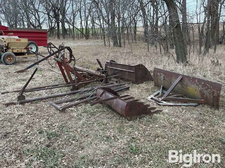 wenger-front-end-loader-image-1