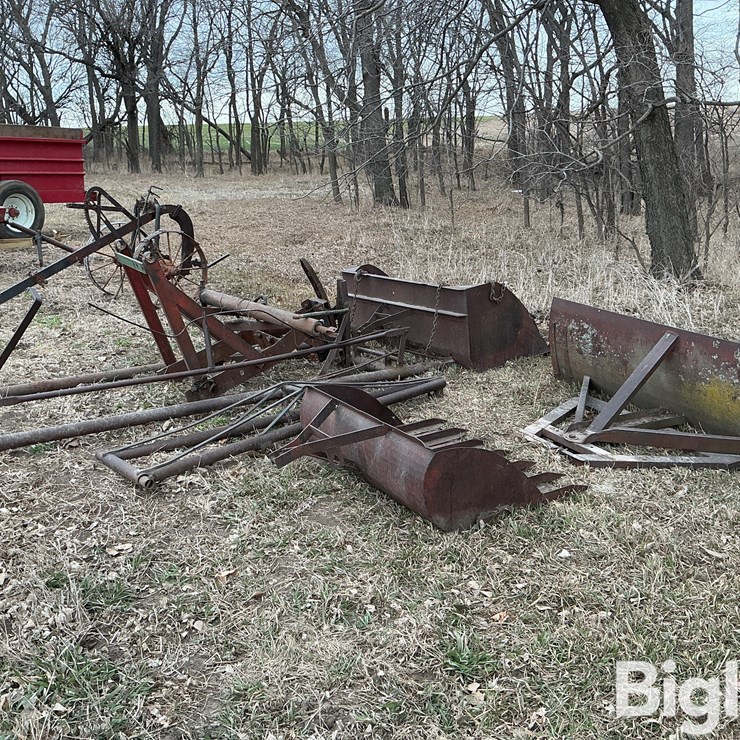 Wenger Front End Loader
