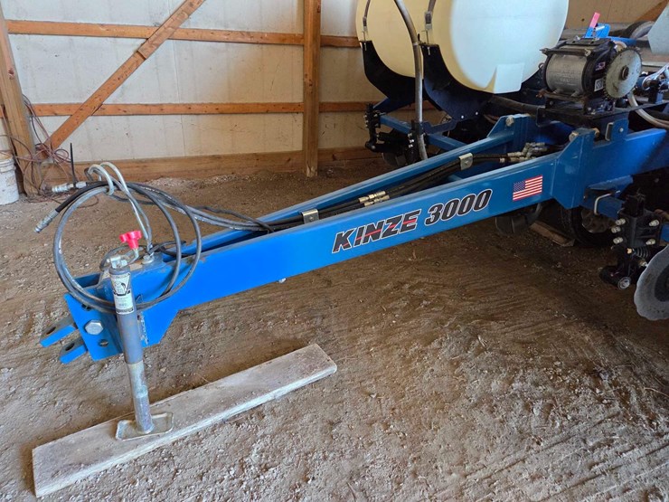 kinze-3000-image-15