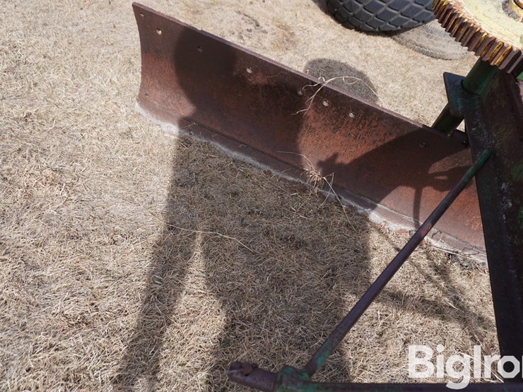 john-deere-7-image-17