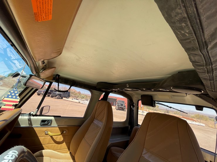 1993-jeep-wrangler-image-4