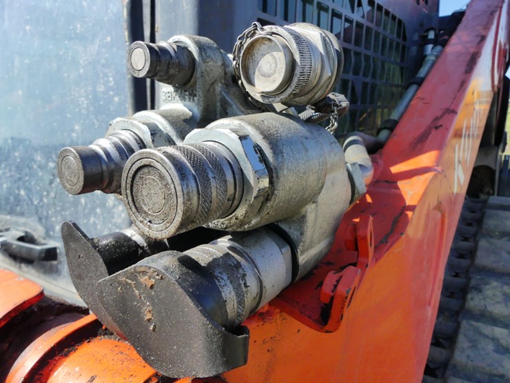 2024-kubota-svl75-3-image-11