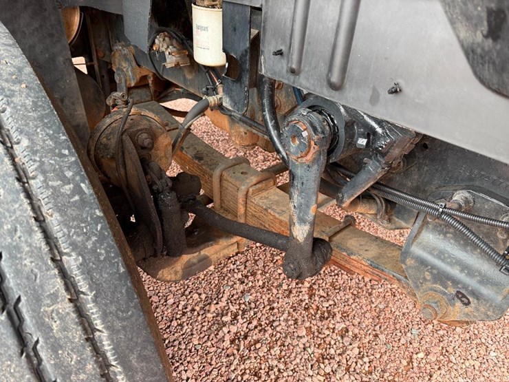 international-7600-image-46