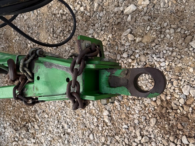 2013-john-deere-1990-image-11