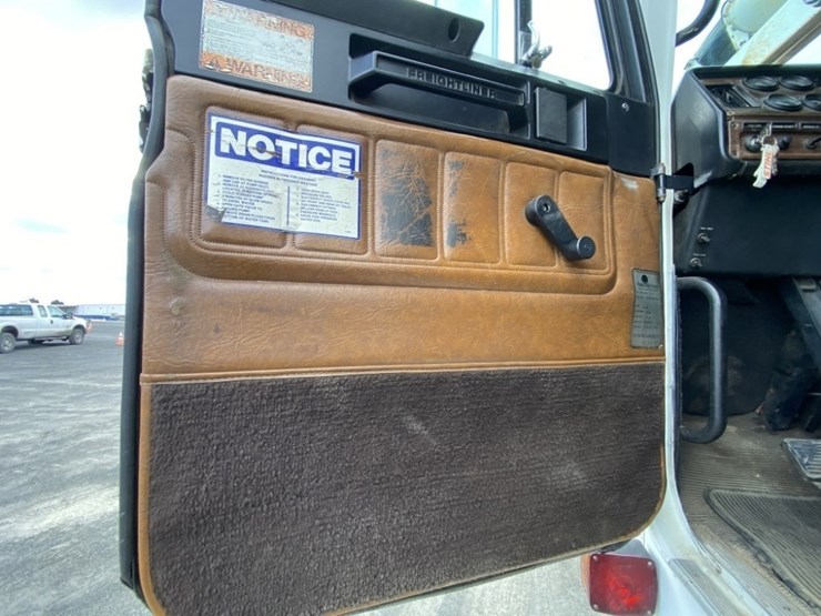 1993-vactor-2100-image-20