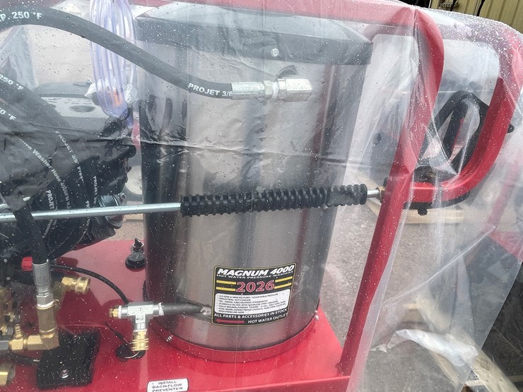 #4303-•-unused-hot-water-pressure-washer-image-9
