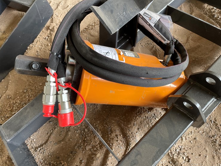 #4357-•-unused-2026-wolverine-skid-steer-auger-drive-and-bit-attachment-image-13