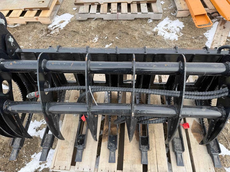 curved-log-grabber-image-9