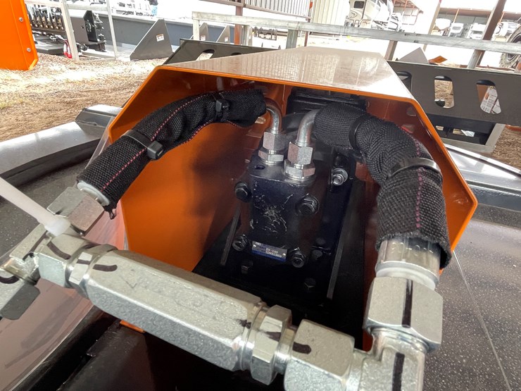 #4318-•-unused-2026-wolverine-skid-steer-brush-cutter-attachment-image-9