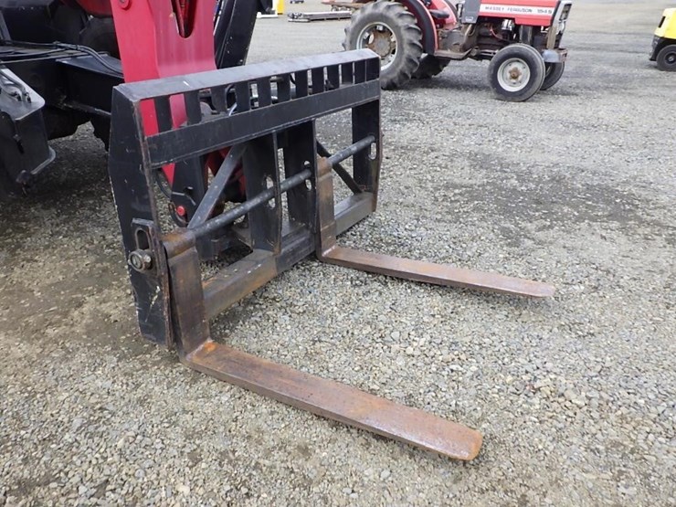 gradall-telescopic-reach-lift-image-13