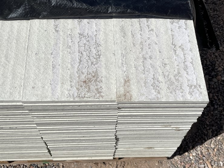 #4336-•-(appx.-308-pieces)-allura-6-¼"-primed-fiber-cement-smooth-lap-siding-image-10