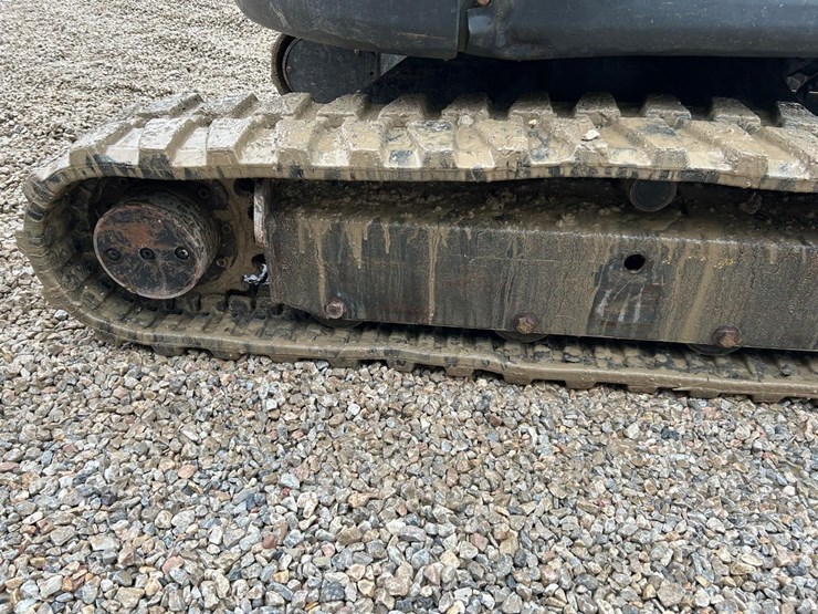 2021-bobcat-e35-image-12