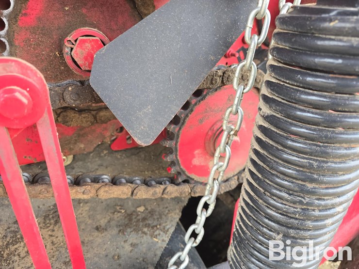 2009-case-ih-rb564-image-18