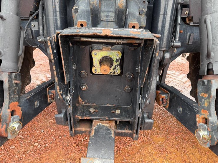 case-ih-magnum-180-image-49