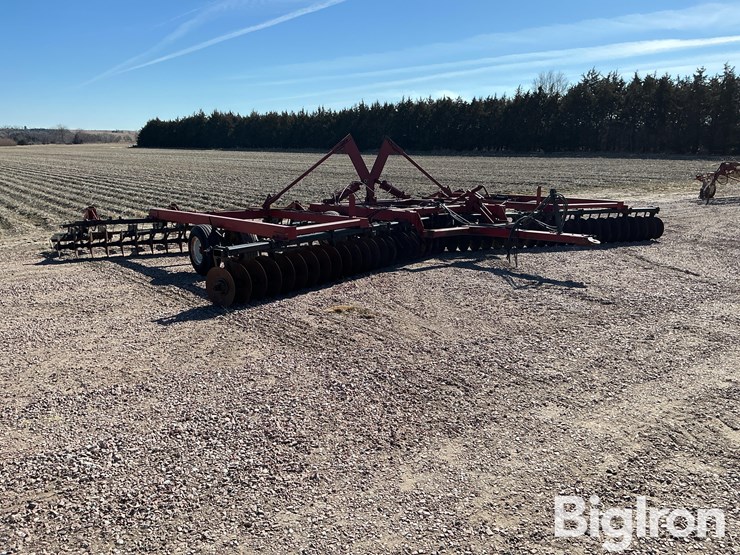 international-496-image-3