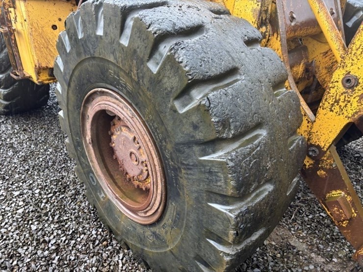 1966-caterpillar-966b-image-14