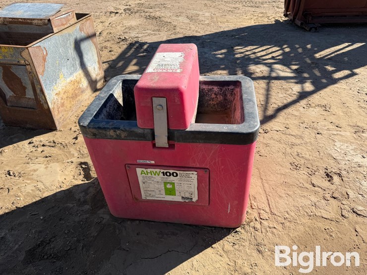 behlen-ahw-100-livestock-waterer-image-2
