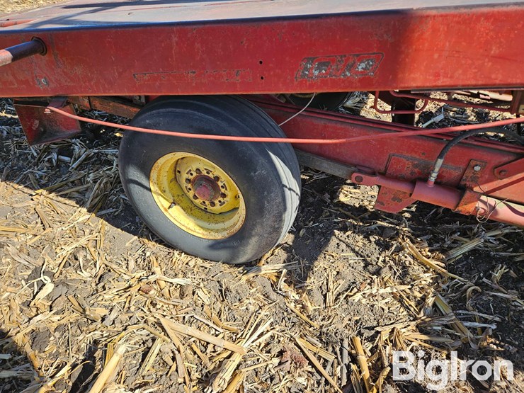 new-holland-1010-image-19