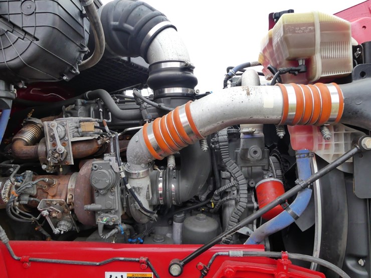 2018-kenworth-t680-image-16