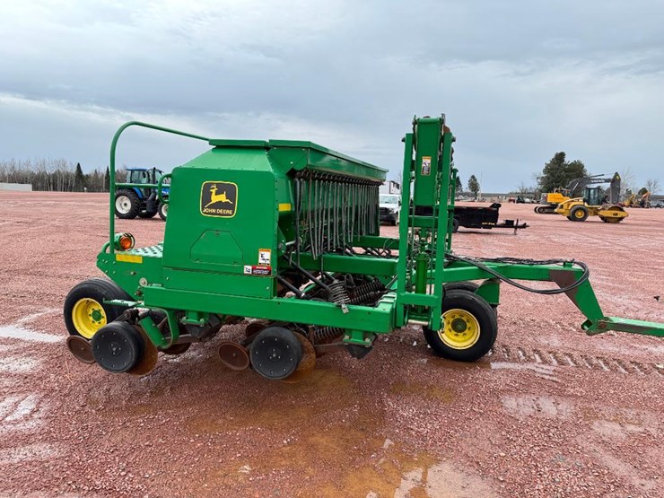 john-deere-1560-image-3