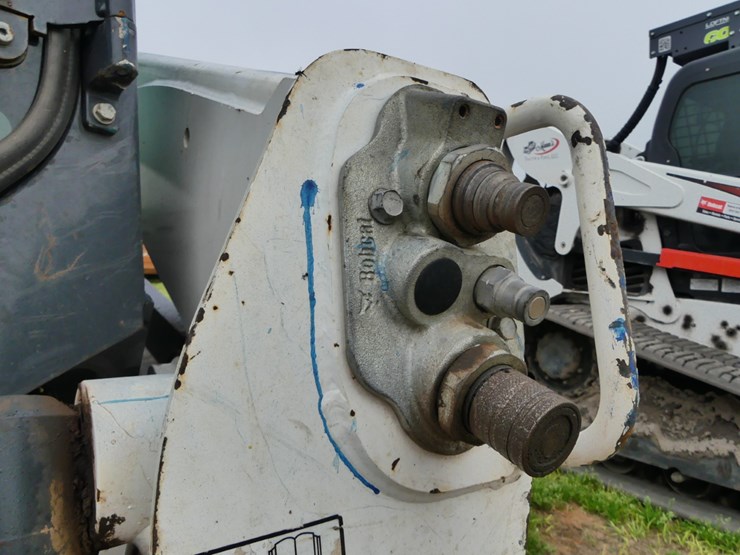 2021-bobcat-t770-image-11