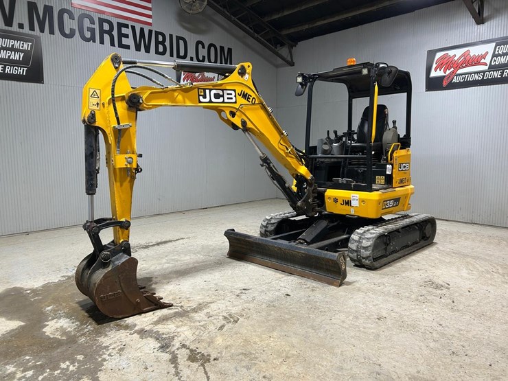 2022-jcb-35z-mini-excavator-image-5