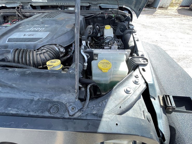 2014-jeep-wrangler-image-100