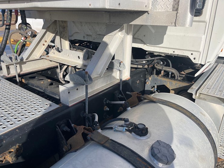 2015-international-prostar-image-20