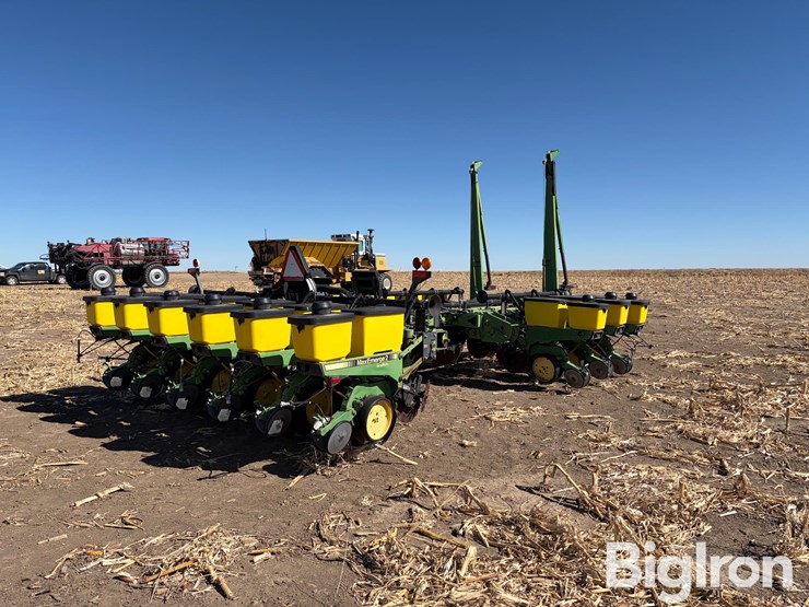 john-deere-7200-image-5