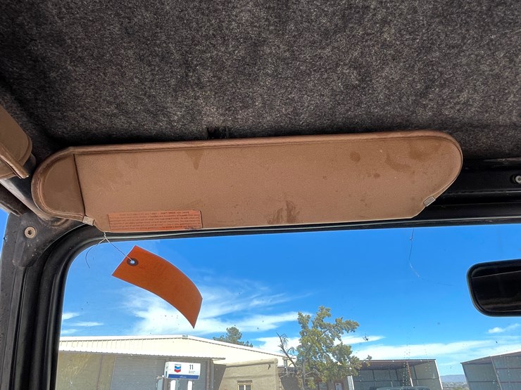 1994-jeep-wrangler-image-37