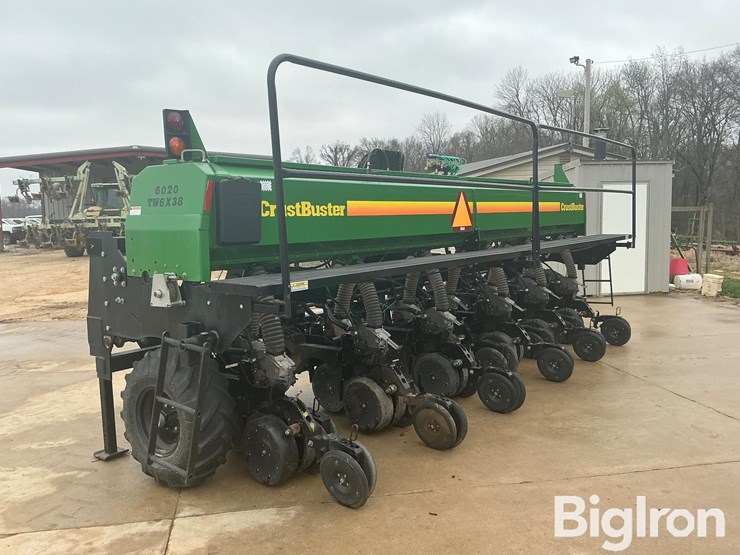 crust-buster-6020-image-7