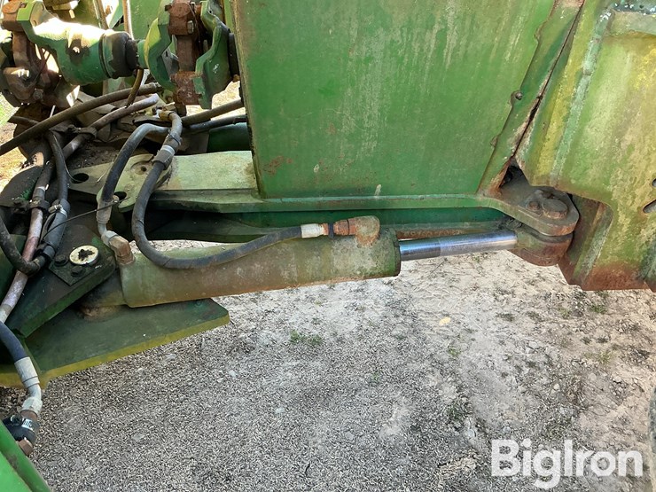 john-deere-8870-image-9