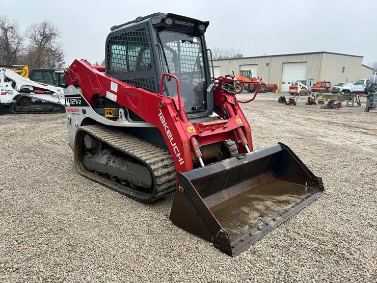 2018-takeuchi-tl12v2-image-6