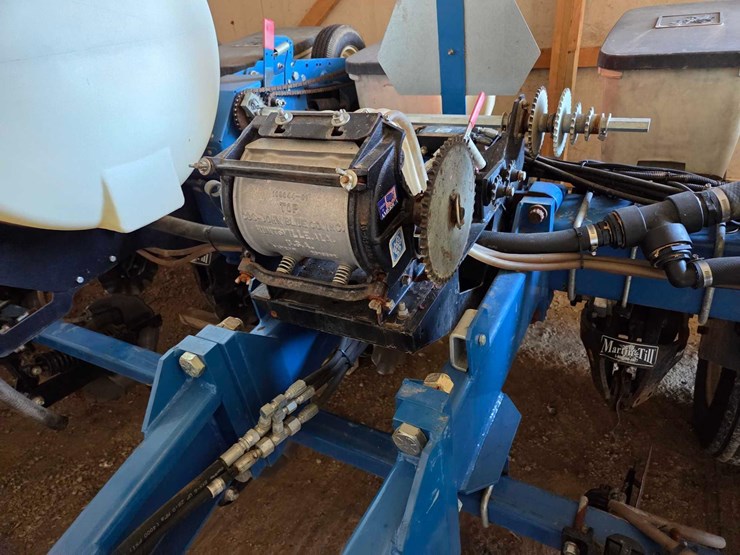 kinze-3000-image-31