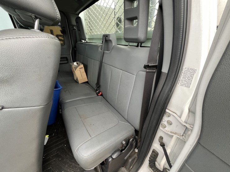 2011-ford-f550-image-28