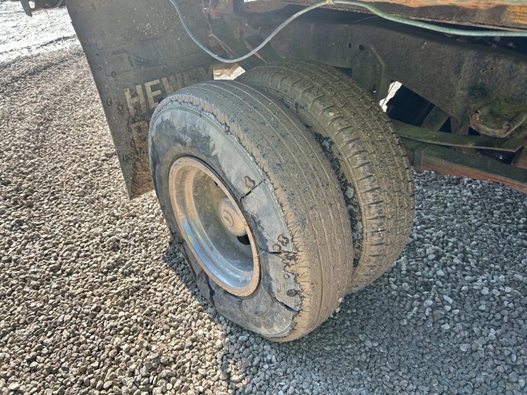 1994-ford-f550-image-10