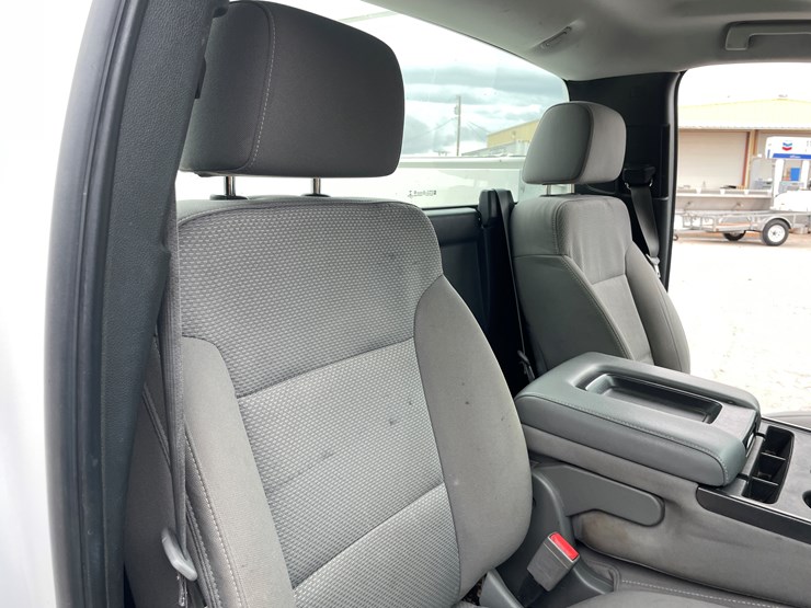 2015-chevrolet-silverado-2500-image-70