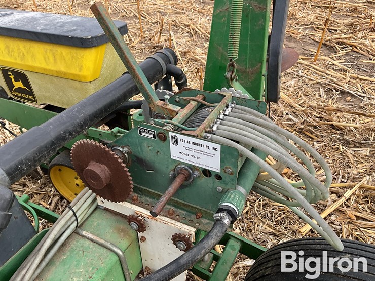 john-deere-7300-image-15