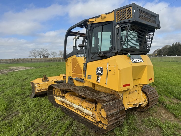 2016-deere-550k-image-3