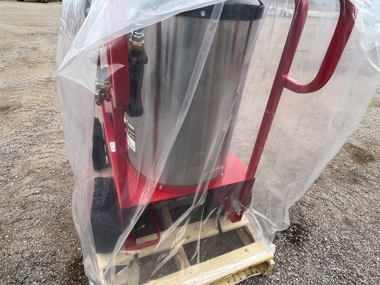#4300-•-unused-hot-water-pressure-washer-image-13