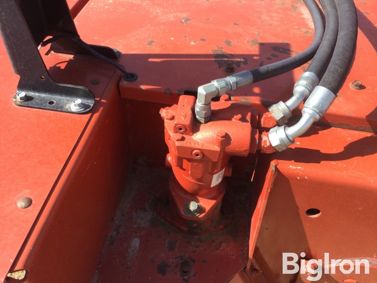 2014-case-ih-wd2303-image-14