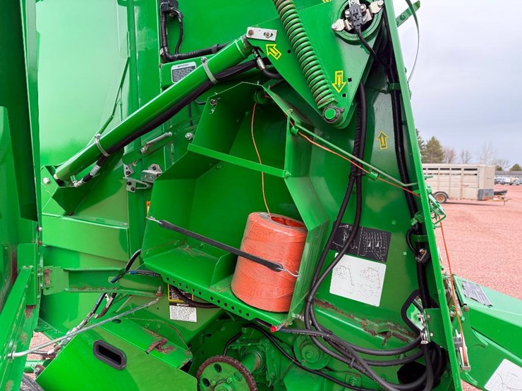 2020-john-deere-450m-image-34