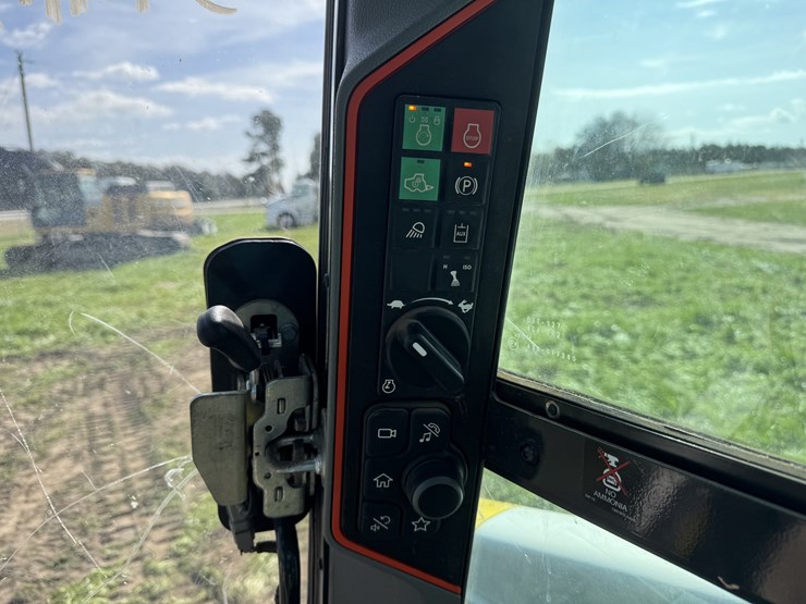 2023-bobcat-t86-image-14