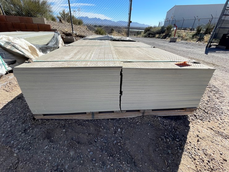 #4349-•-(appx.-90-pieces)-allura-vented-fiber-cement-24"-soffit-bundle-primed-with-cedar-grain-texture-image-13