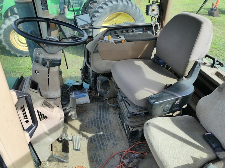 john-deere-8400-image-12